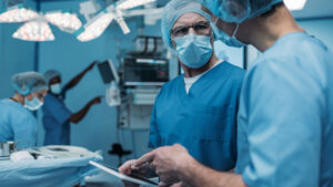 جراحی کم تهاجمی دیسک کمر