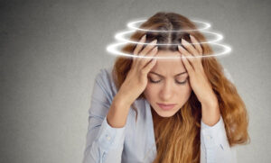 علت سرگیجه و سنگینی سر