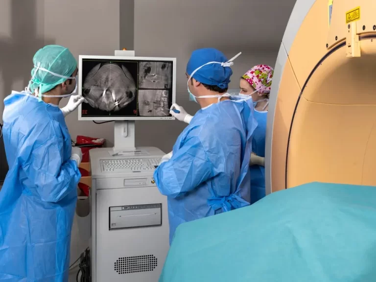 جراحی تومور نخاعی